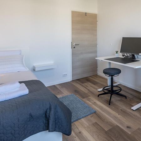 Sundowners Apartment, 52Qm, Double & Single Bed, 10 Min From Old Town Of 스플리트 외부 사진
