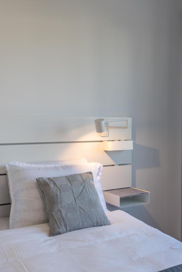 Sundowners Apartment, 52Qm, Double & Single Bed, 10 Min From Old Town Of 스플리트 외부 사진