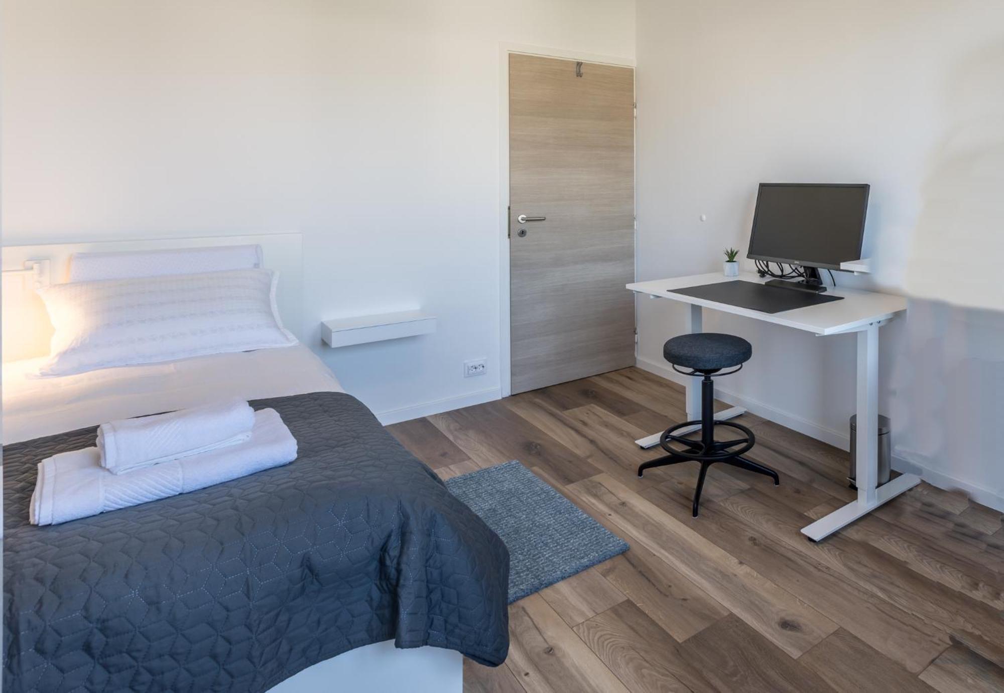 Sundowners Apartment, 52Qm, Double & Single Bed, 10 Min From Old Town Of 스플리트 외부 사진